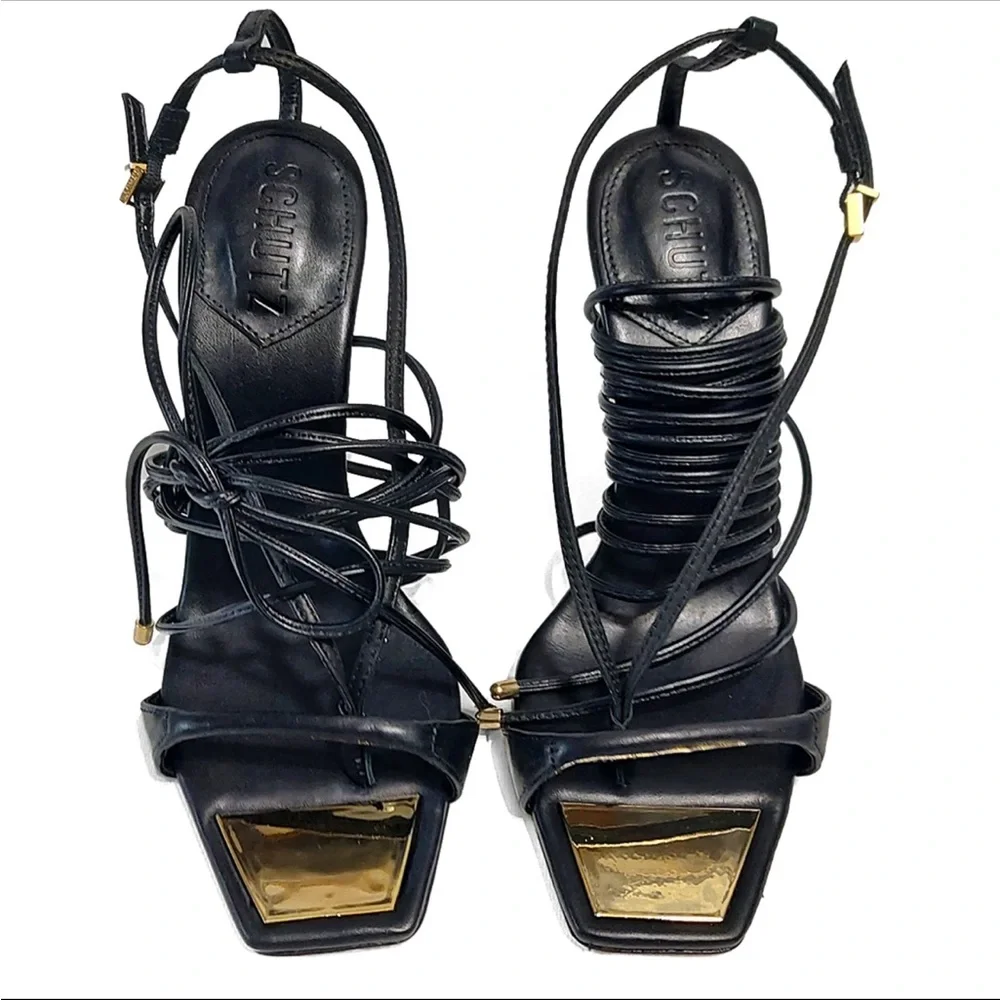 Schutz Vikki Heel in Black - Picture 3 of 4